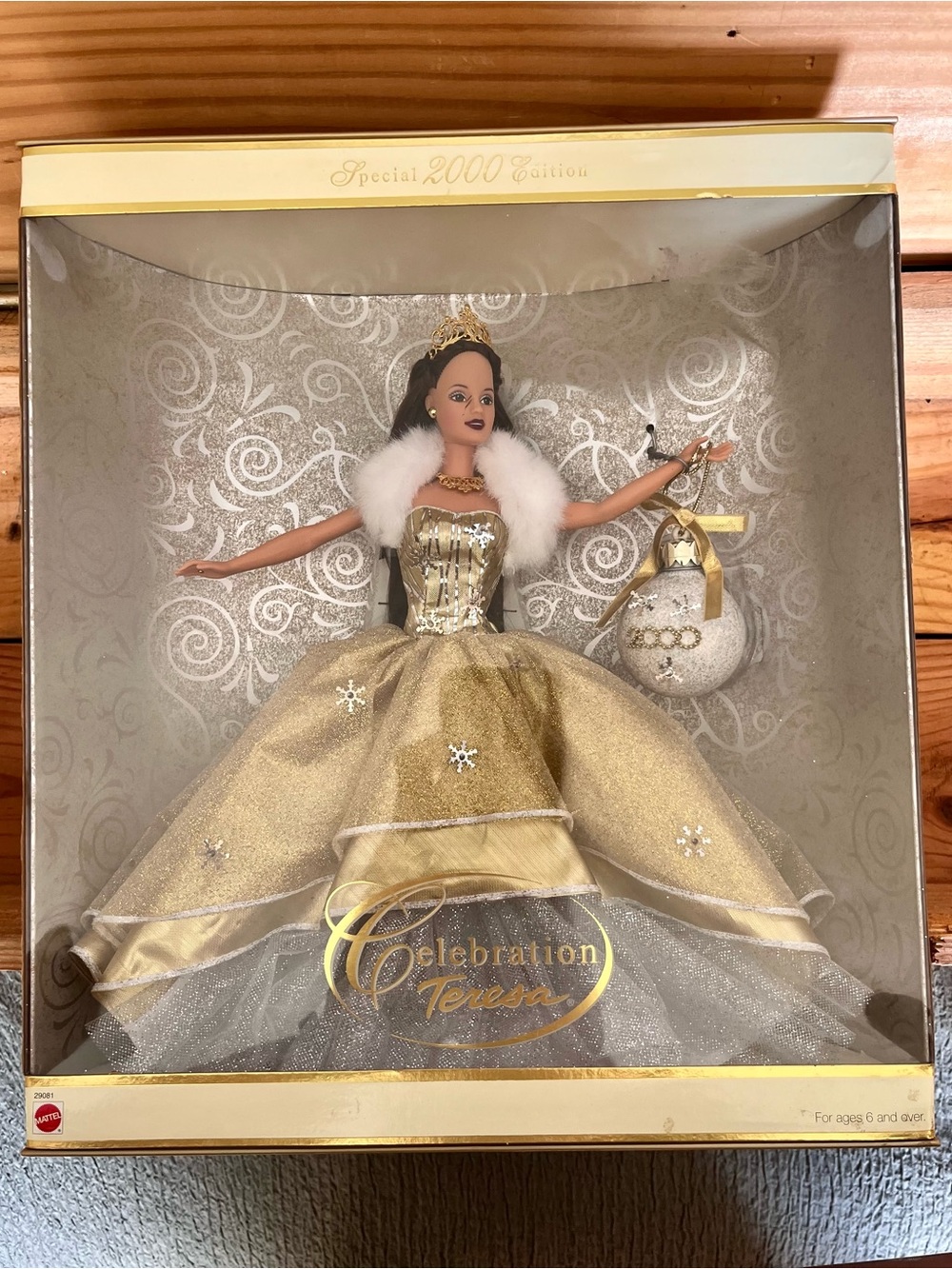 2000 Celebration Teresa Barbie Special Edition #29081 NRFB w/ Ornament
